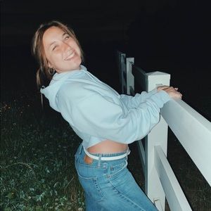 Meet your Posher, Luxee